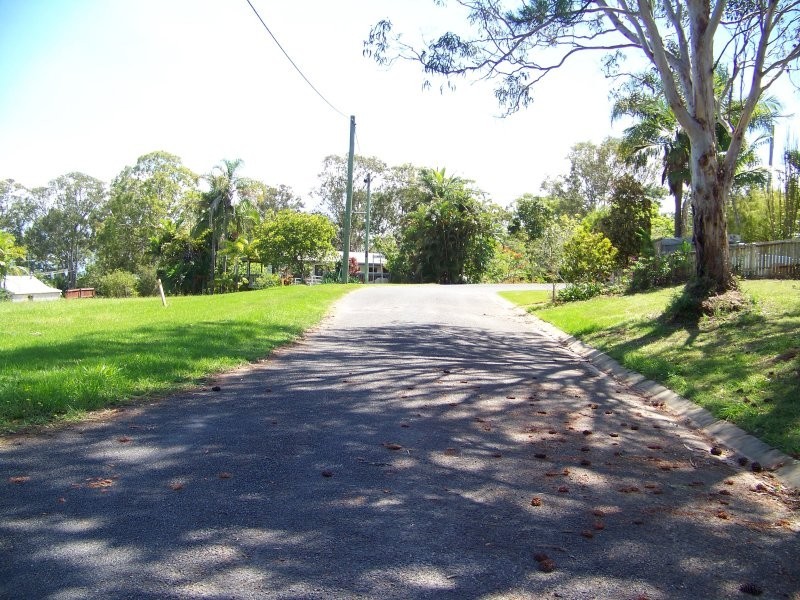 6 WOBUR ST, Lamb Island QLD 4184