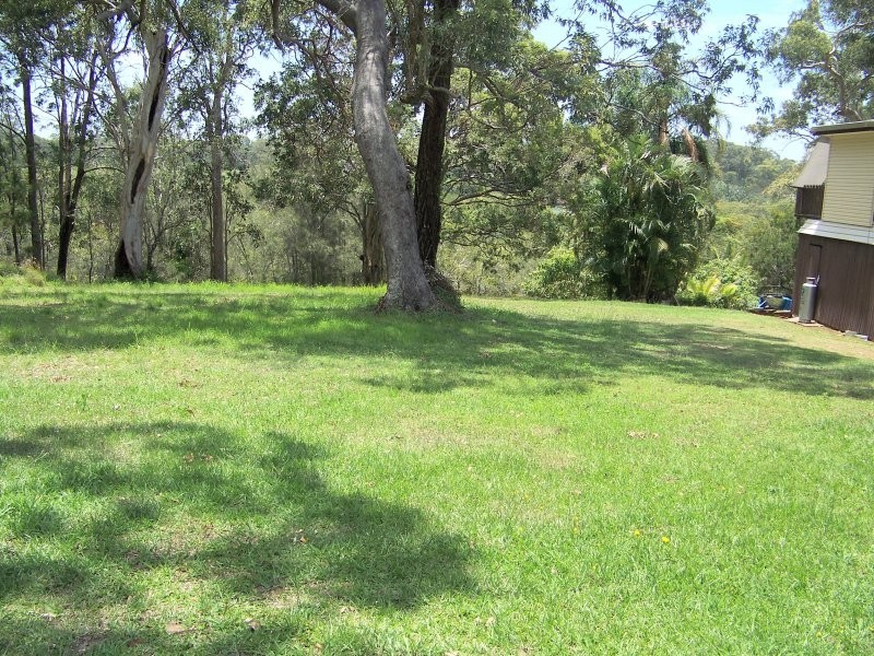 99 PERULPA DR, Lamb Island QLD 4184