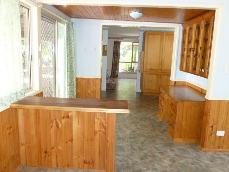 245 HIGH CENTRAL RD, Macleay Island QLD 4184