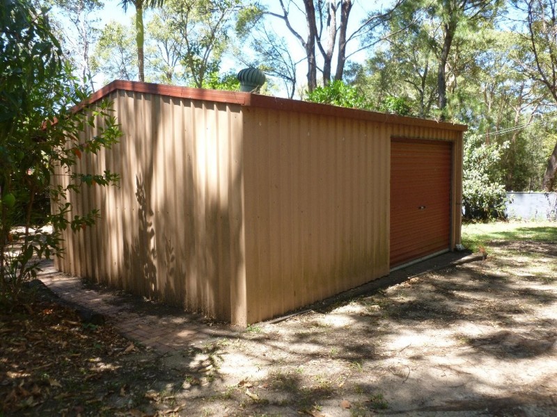 245 HIGH CENTRAL RD, Macleay Island QLD 4184