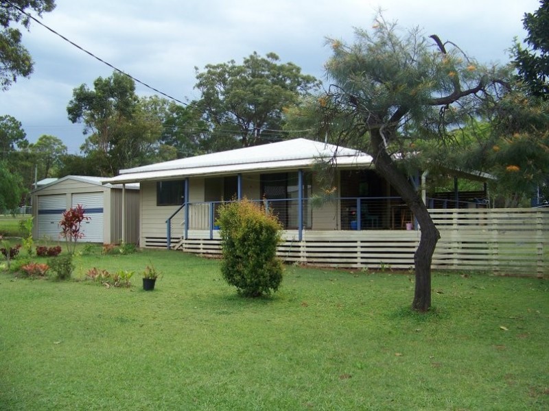 5 Citron Street, Macleay Island QLD 4184