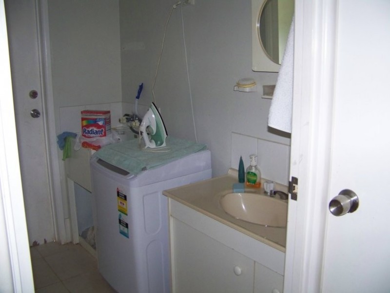 5 Citron Street, Macleay Island QLD 4184