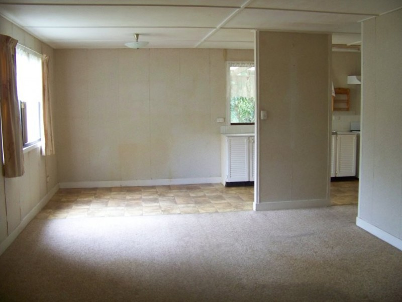 3 Garnet Street, Macleay Island QLD 4184