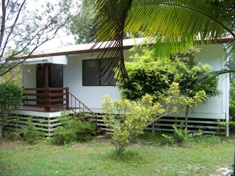 3 Garnet Street, Macleay Island QLD 4184