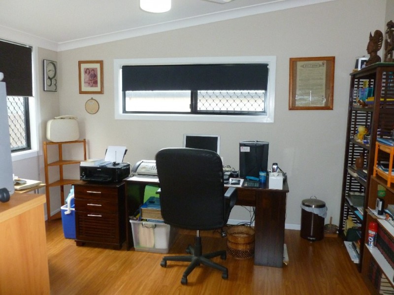 2 DUNCAN ST, Macleay Island QLD 4184