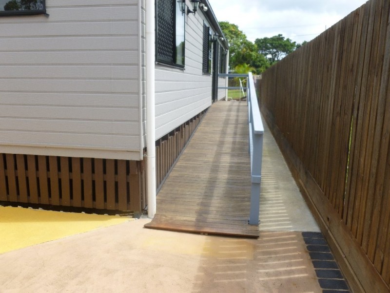 2 DUNCAN ST, Macleay Island QLD 4184