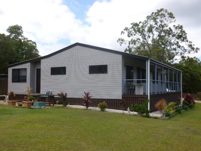 2 DUNCAN ST, Macleay Island QLD 4184