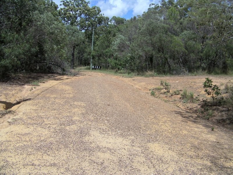 13 BELAR ST, Lamb Island QLD 4184