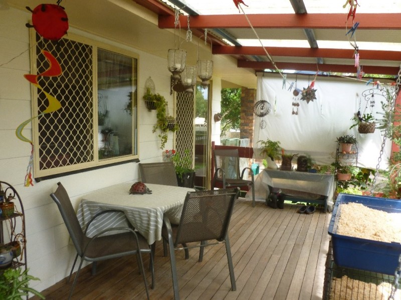 190 HIGH CENTRAL ROAD, Macleay Island QLD 4184
