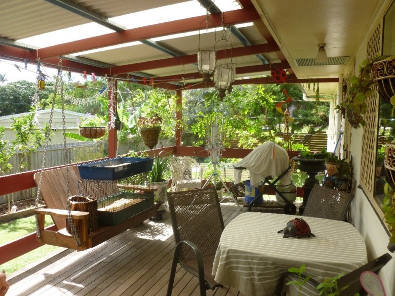 190 HIGH CENTRAL ROAD, Macleay Island QLD 4184