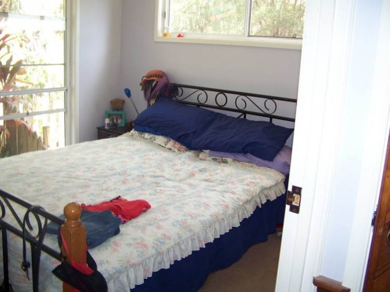 2 Wirralee St, Macleay Island QLD 4184