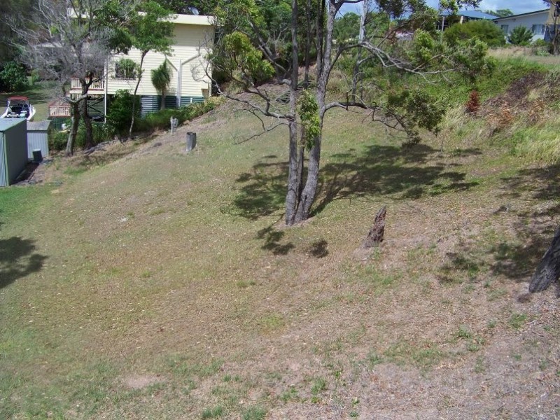 24 Coorong St, Macleay Island QLD 4184