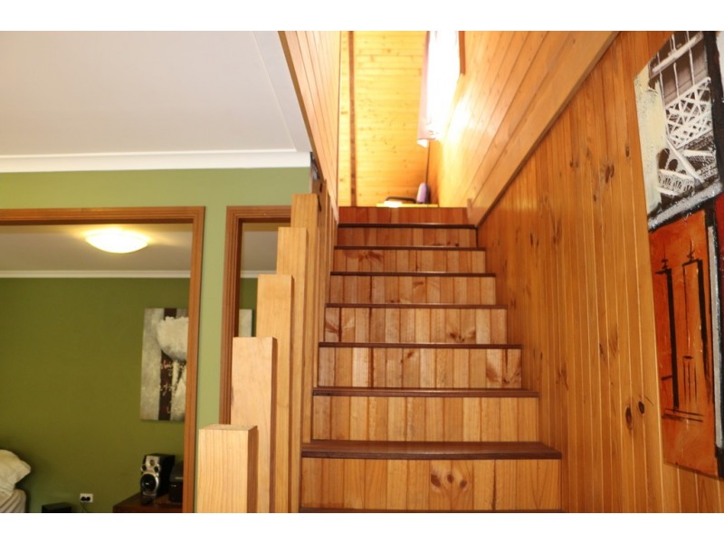 4 WANDA ST, Macleay Island QLD 4184