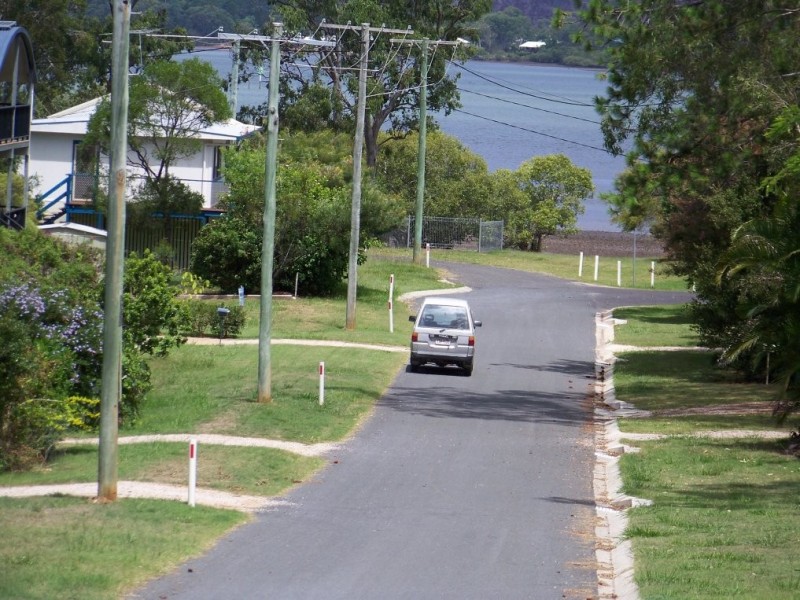 15 PAULA pde, Lamb Island QLD 4184