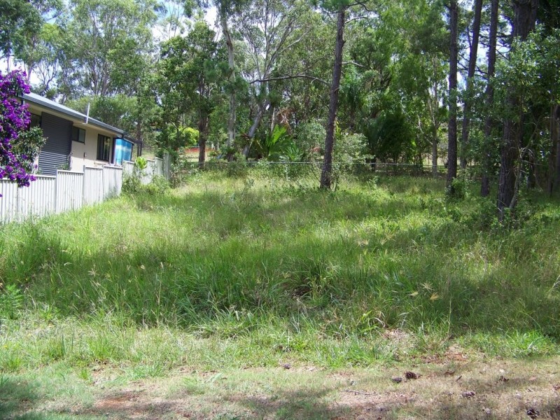 15 PAULA pde, Lamb Island QLD 4184