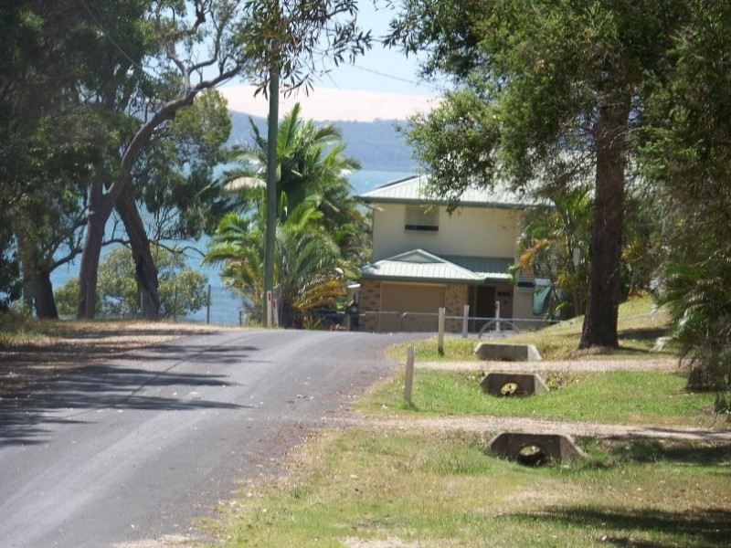 36 Morwong St, Macleay Island QLD 4184