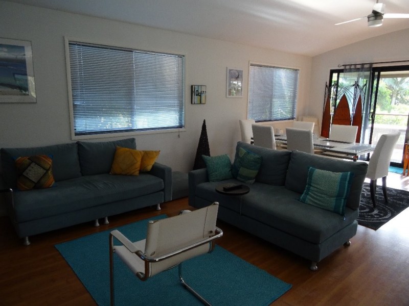 20 COAST ROAD, Macleay Island QLD 4184