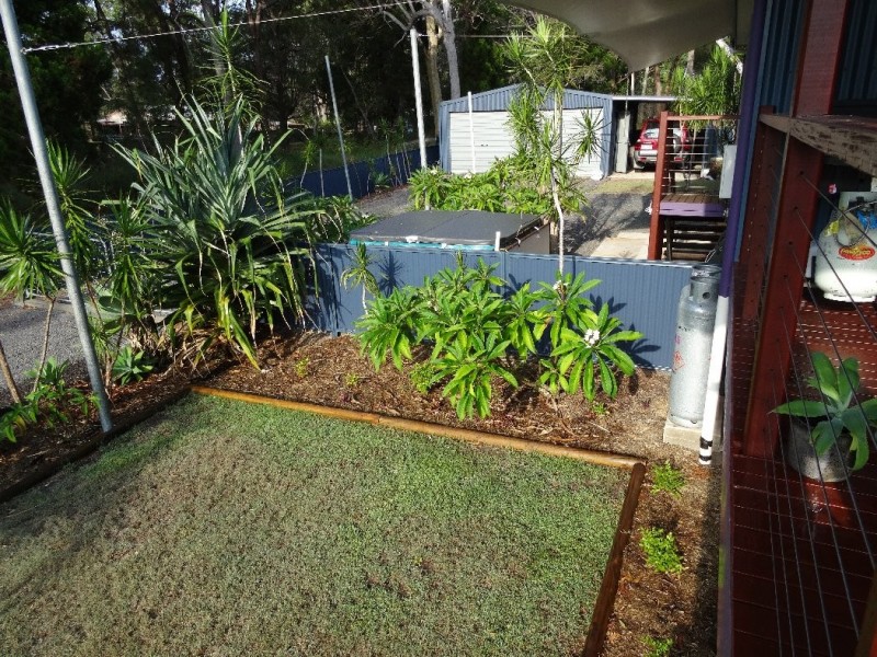 20 COAST ROAD, Macleay Island QLD 4184