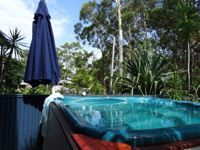 20 COAST ROAD, Macleay Island QLD 4184