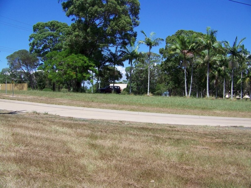 5 CREST HAVEN, Lamb Island QLD 4184