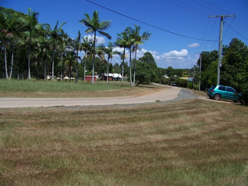 5 CREST HAVEN, Lamb Island QLD 4184