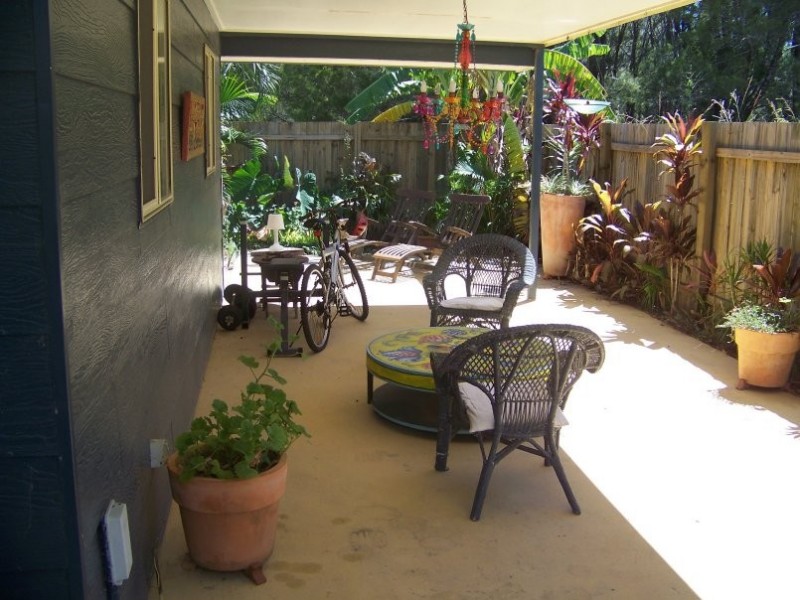 2 HEATH ST, Macleay Island QLD 4184