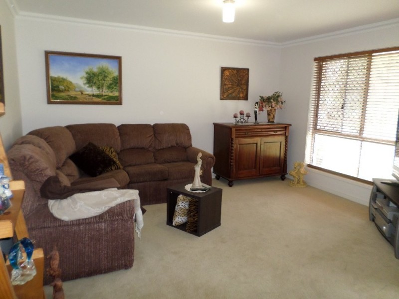 2 ORANA, Macleay Island QLD 4184