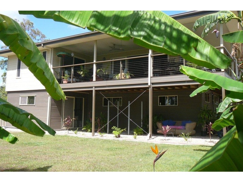 40 MANGO, Macleay Island QLD 4184