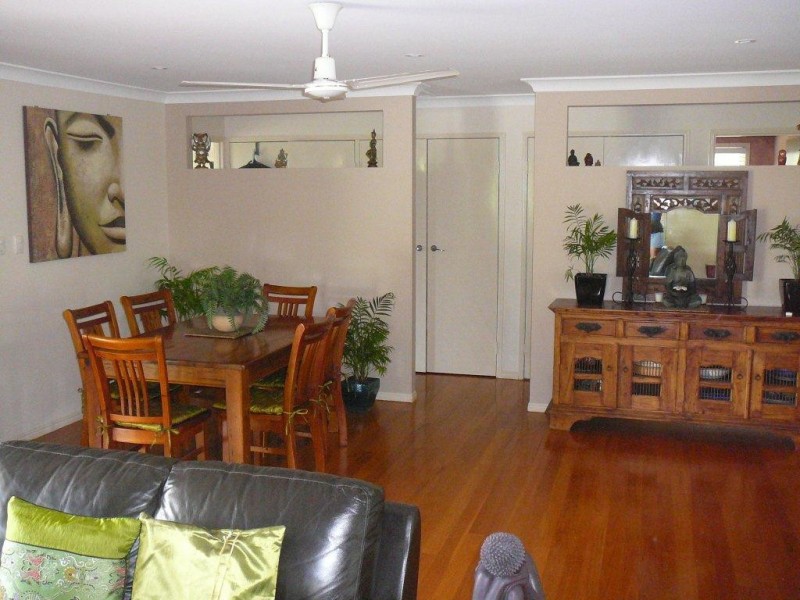 40 MANGO, Macleay Island QLD 4184