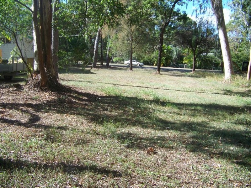 16 Wharf St, Macleay Island QLD 4184