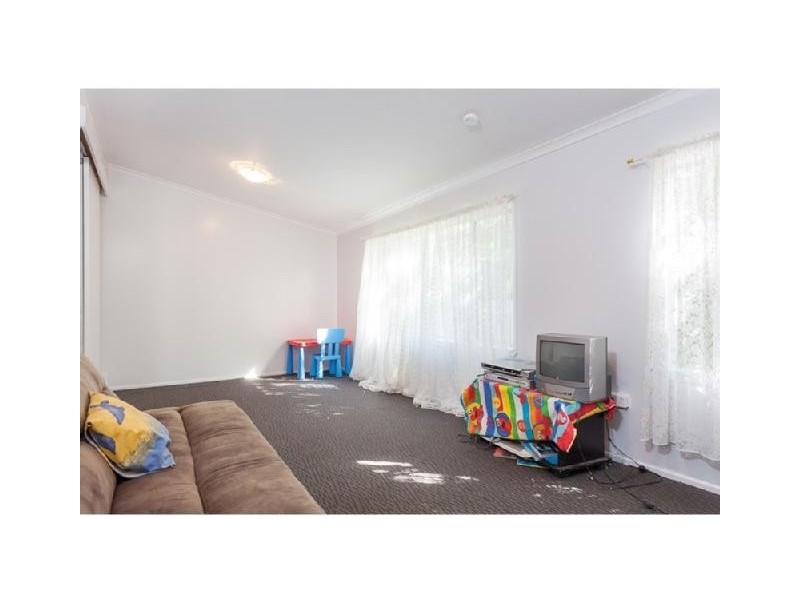 3 PAULA pde, Lamb Island QLD 4184