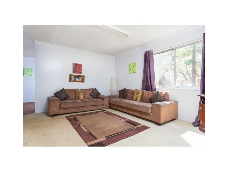 3 PAULA pde, Lamb Island QLD 4184