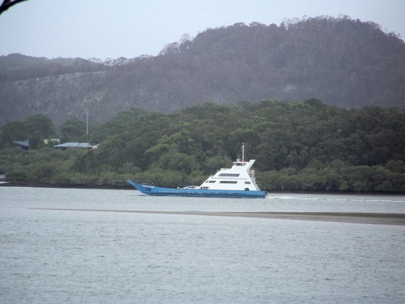 30 TINA AV, Lamb Island QLD 4184