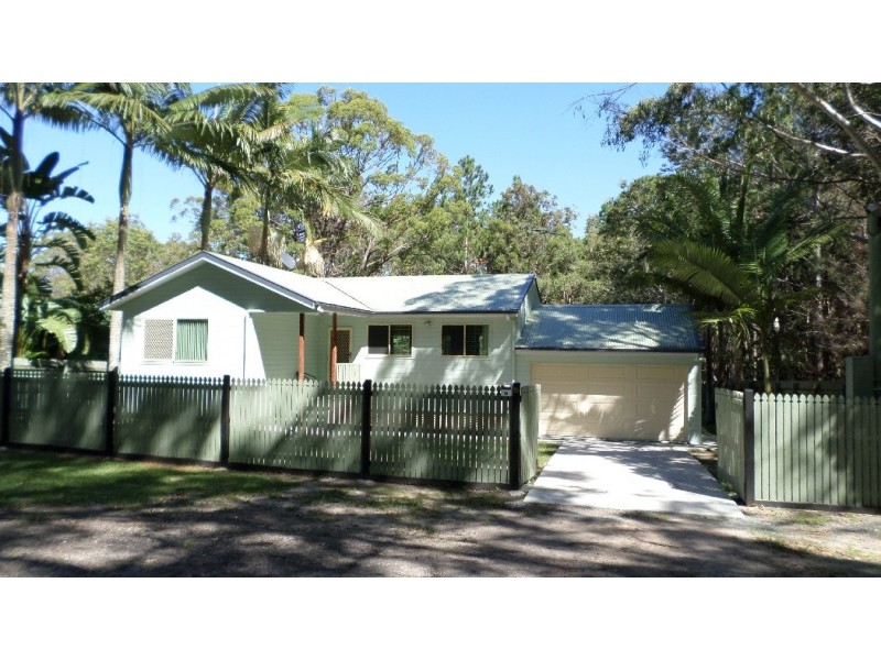 18 DERWENT ST, Macleay Island QLD 4184