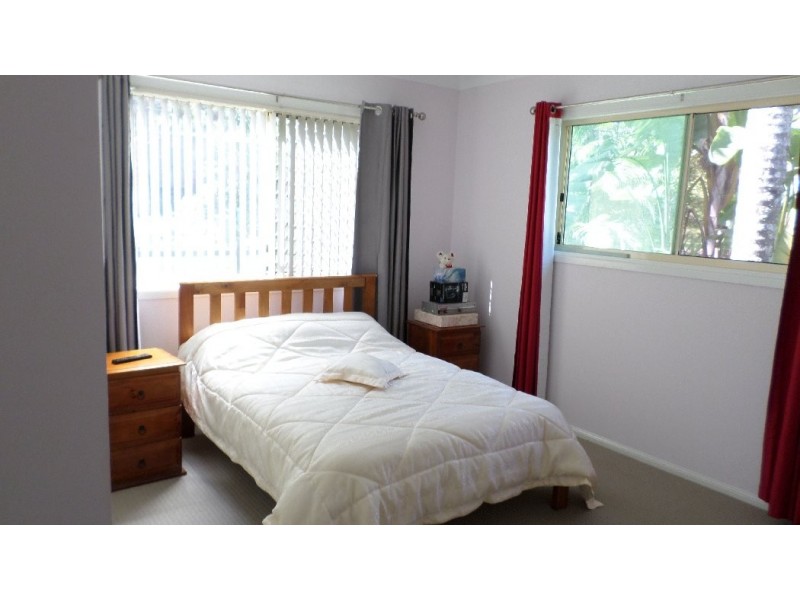 18 DERWENT ST, Macleay Island QLD 4184