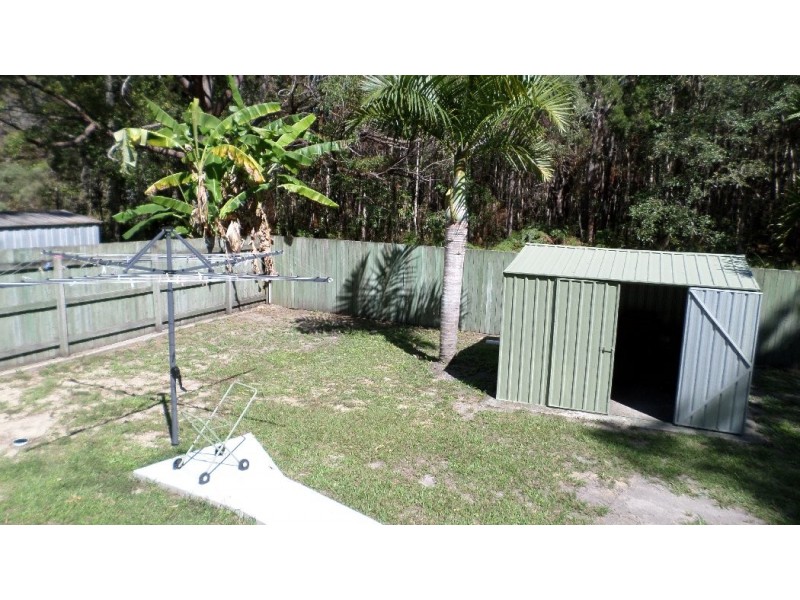 18 DERWENT ST, Macleay Island QLD 4184