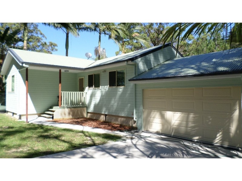 18 DERWENT ST, Macleay Island QLD 4184