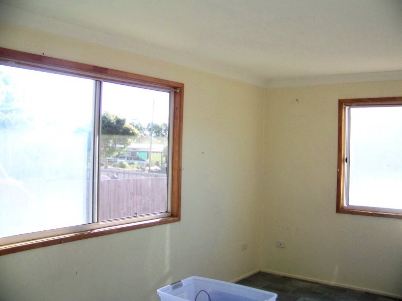 20 CRESTHAVEN, Lamb Island QLD 4184