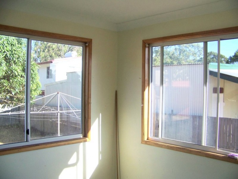 20 CRESTHAVEN, Lamb Island QLD 4184