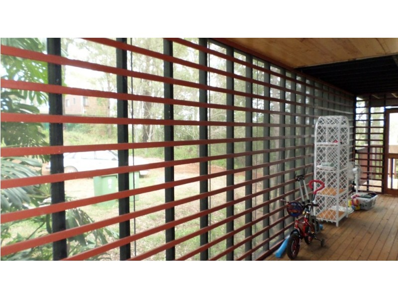 4 EAGLE ST, Macleay Island QLD 4184