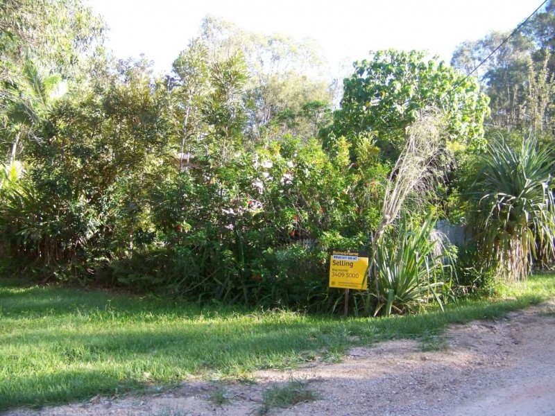 5 ATLANTIC ST, Lamb Island QLD 4184