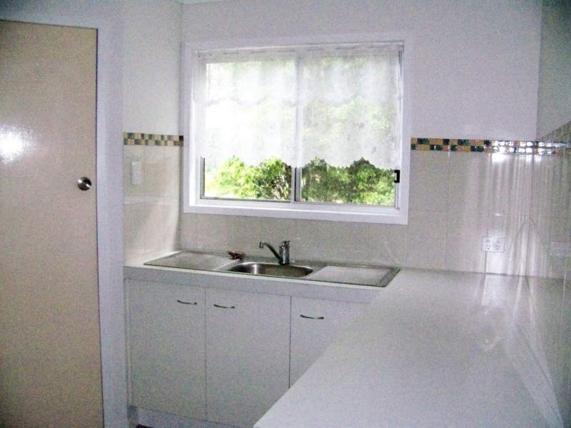 10 BOXWOOD ST, Lamb Island QLD 4184