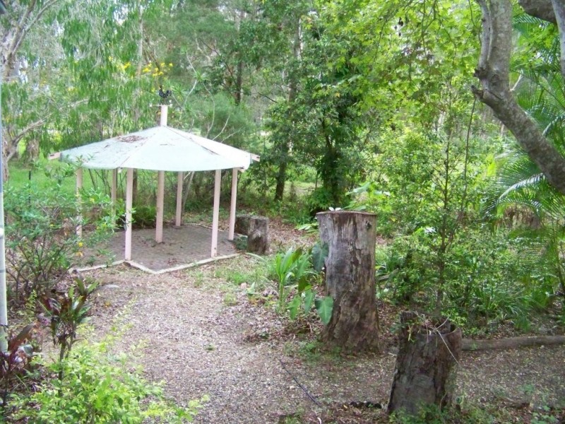 10 BOXWOOD ST, Lamb Island QLD 4184