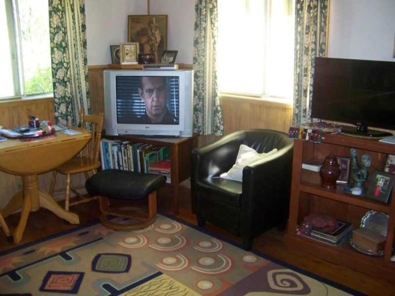 25 Jan Street, Macleay Island QLD 4184