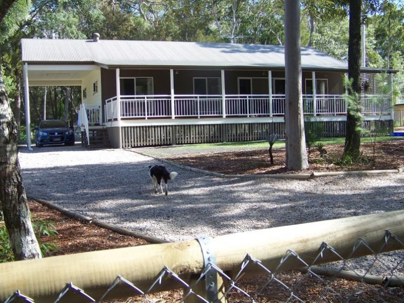 14 Baracoota st, Macleay Island QLD 4184