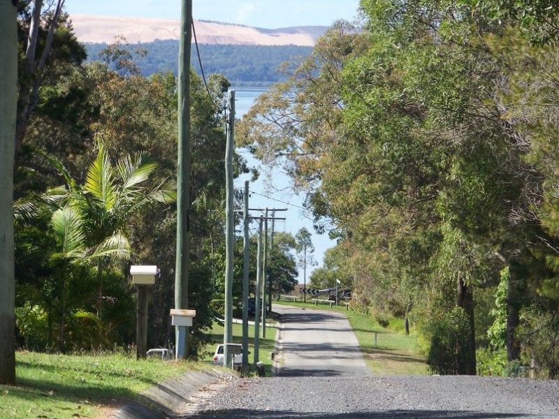 14 Baracoota st, Macleay Island QLD 4184