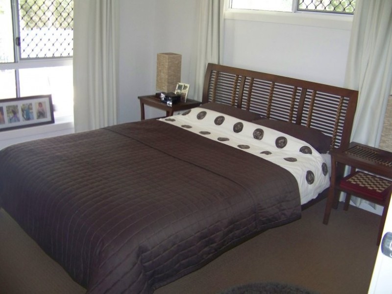 14 Baracoota st, Macleay Island QLD 4184