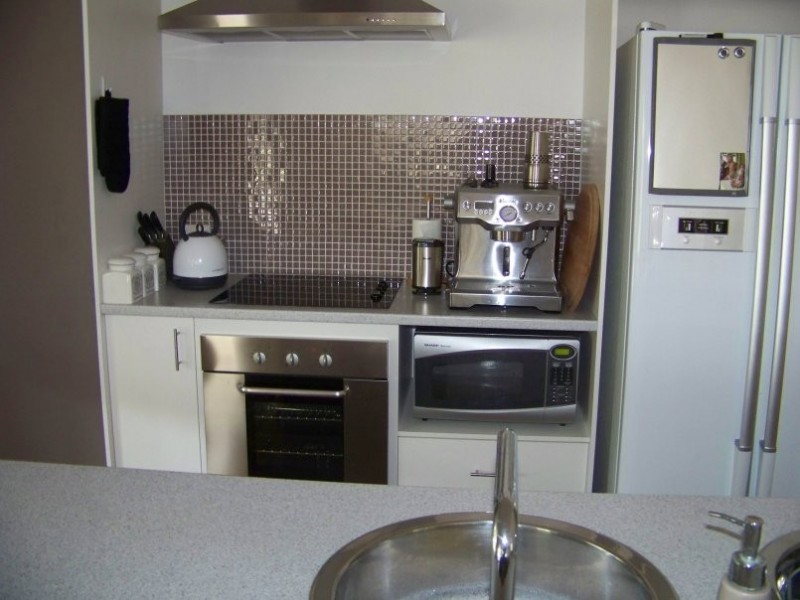 14 Baracoota st, Macleay Island QLD 4184