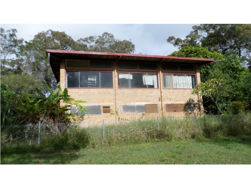 33 COOEE CRES, Macleay Island QLD 4184