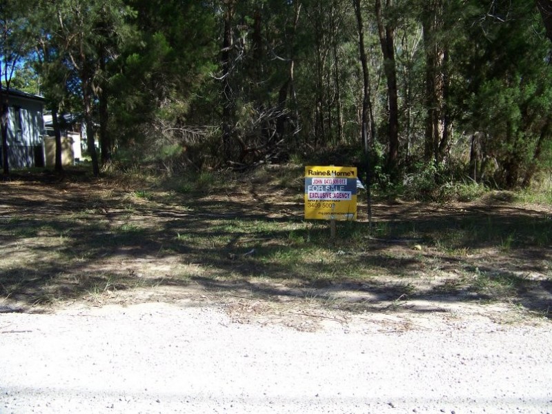 23 Natone Tce, Macleay Island QLD 4184